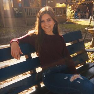 Meet your Posher, Gabriella